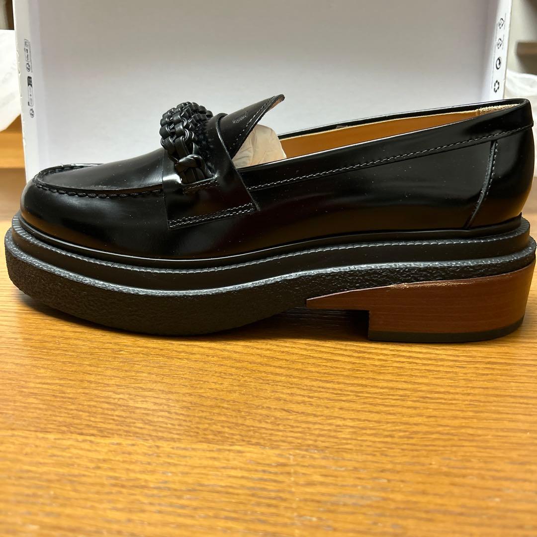 TOD'S ローファー　38 1/2 未使用　極美品