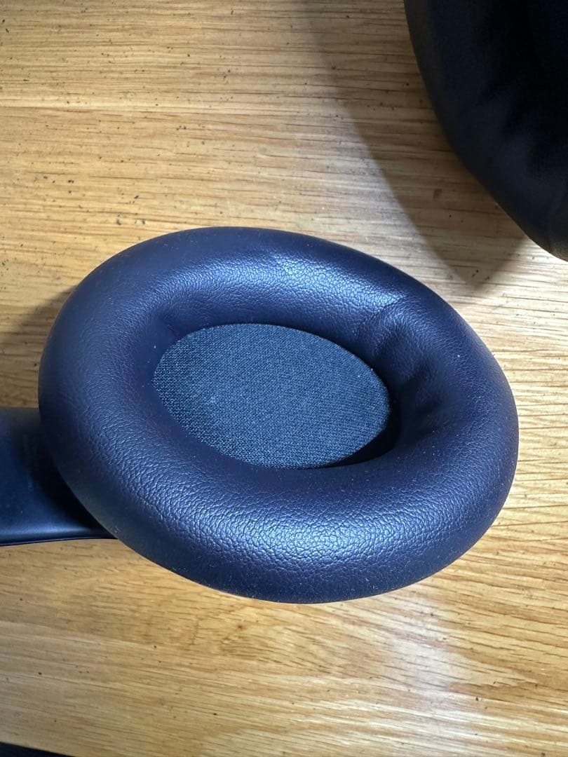 ワイヤレスヘッドホン 充電ケーブル付き Beats studio pro