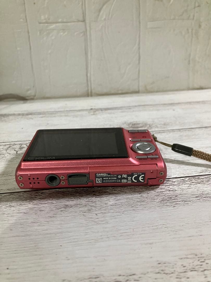 CASIO EXILIM ピンク コンパクトデジタルカメラ