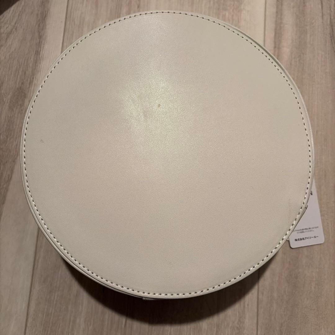 ATTENTIONのバッグ