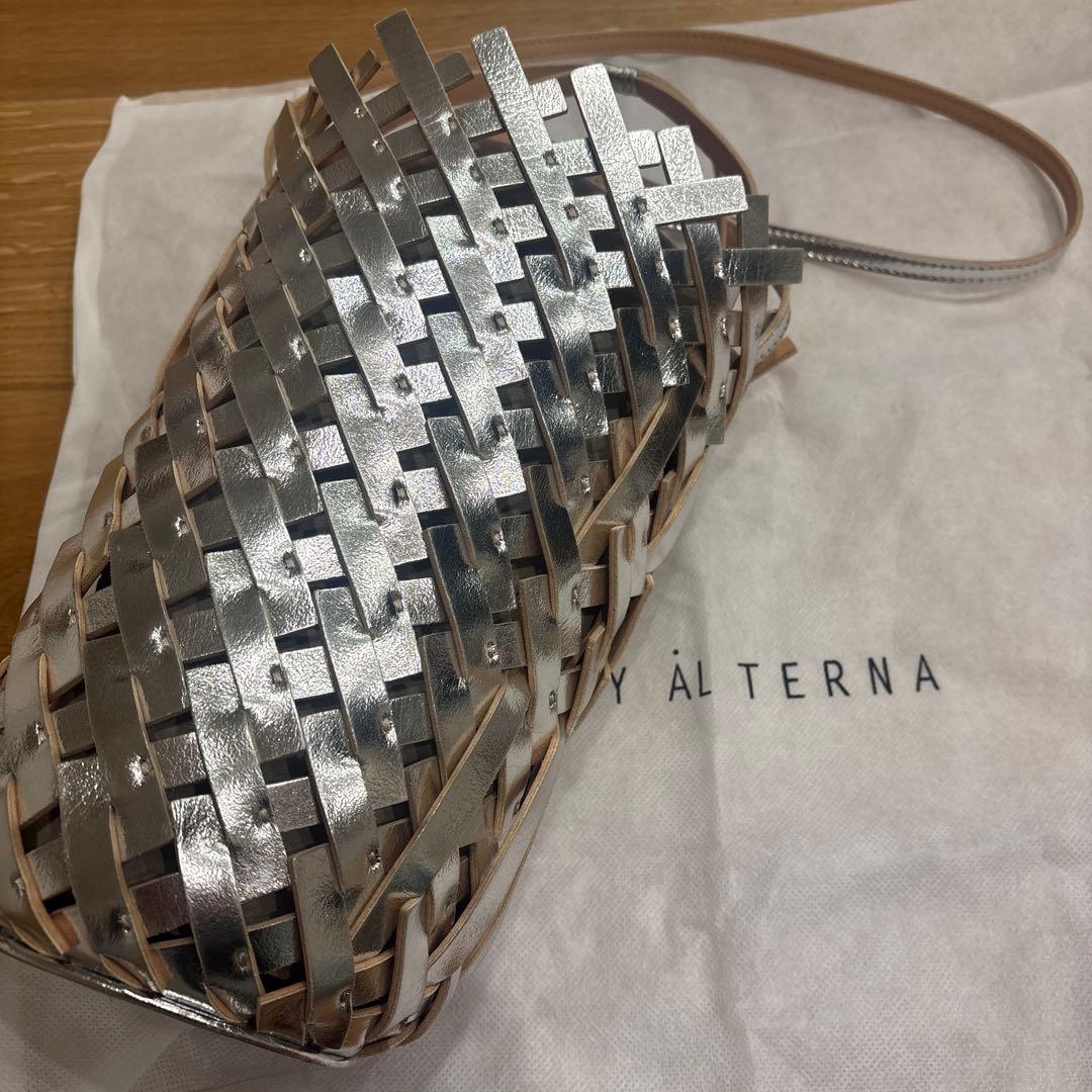 メアリ オル ターナ KAGO SHOULDER バッグ シルバー