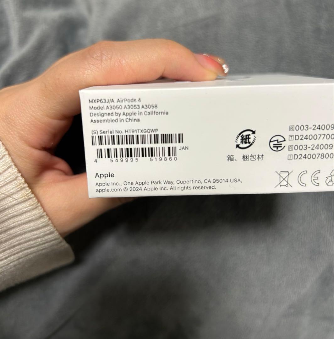 新品未開封★AirPods第4世代★ノイズキャンセリング非搭載【正規品】