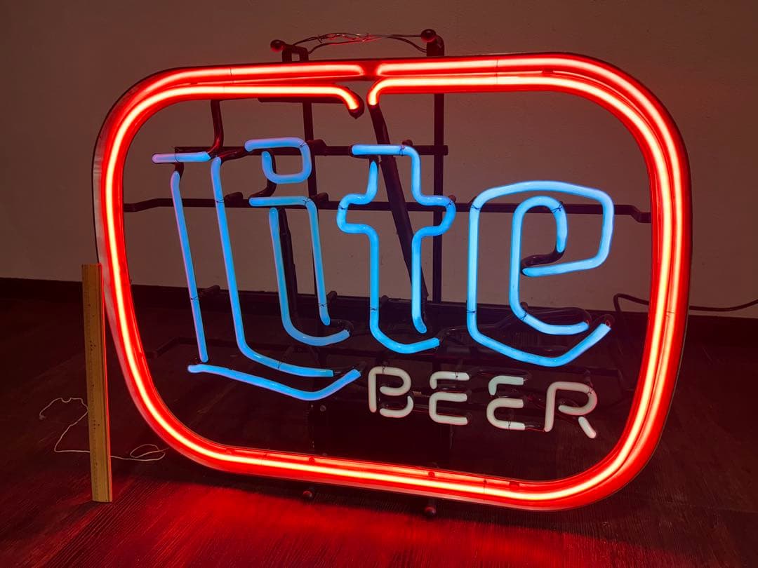Lite Beer ネオン管