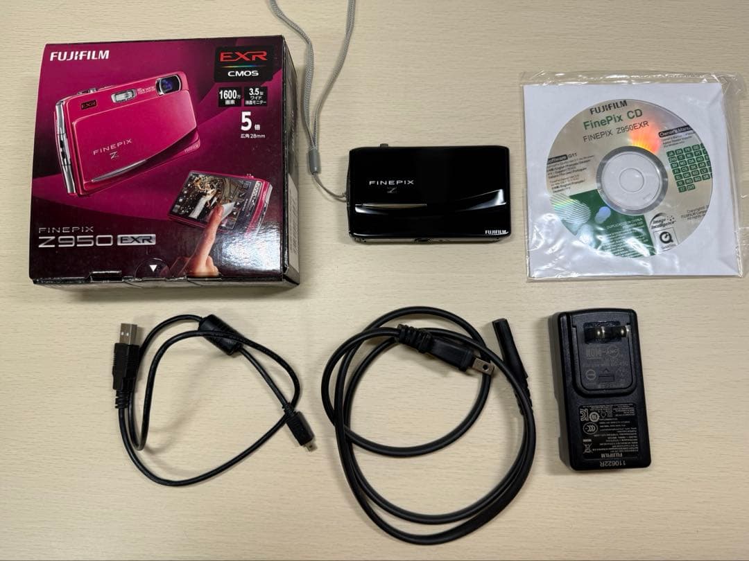 FUJIFILM FINEPIX Z950 EXR 富士フイルム