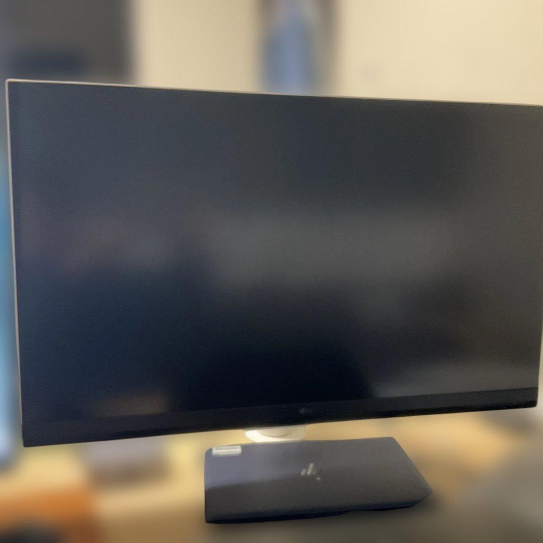 LG 32SQ780S-W 31.5インチ 4Kスマートモニター