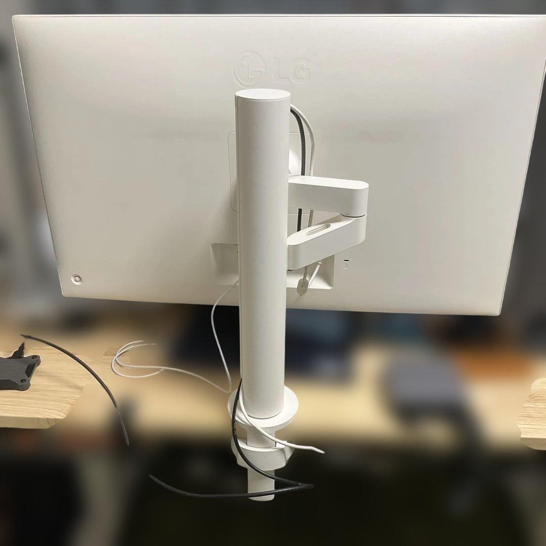 LG 32SQ780S-W 31.5インチ 4Kスマートモニター