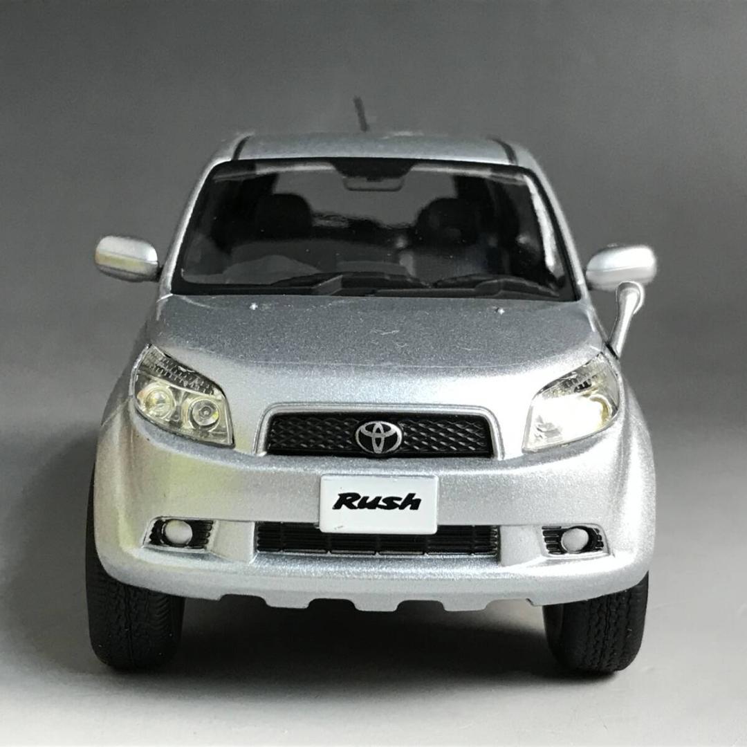 【美品】1/30 トヨタ ラッシュ Rush 前期 非売品 カラーサンプル