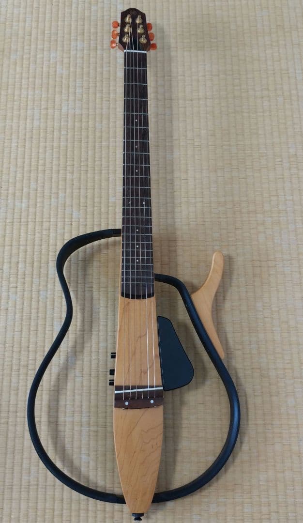 ヤマハ　Yamaha SLG-100S　 サイレントギター