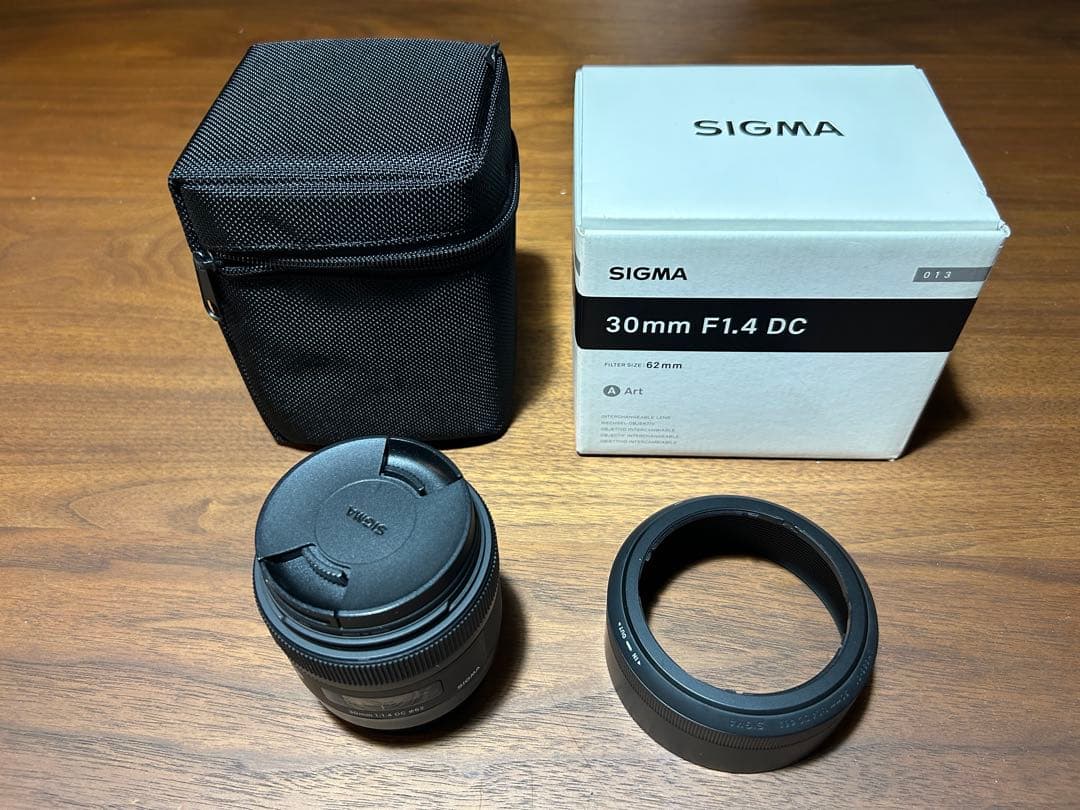 SIGMA 30mm F1.4 DC レンズ