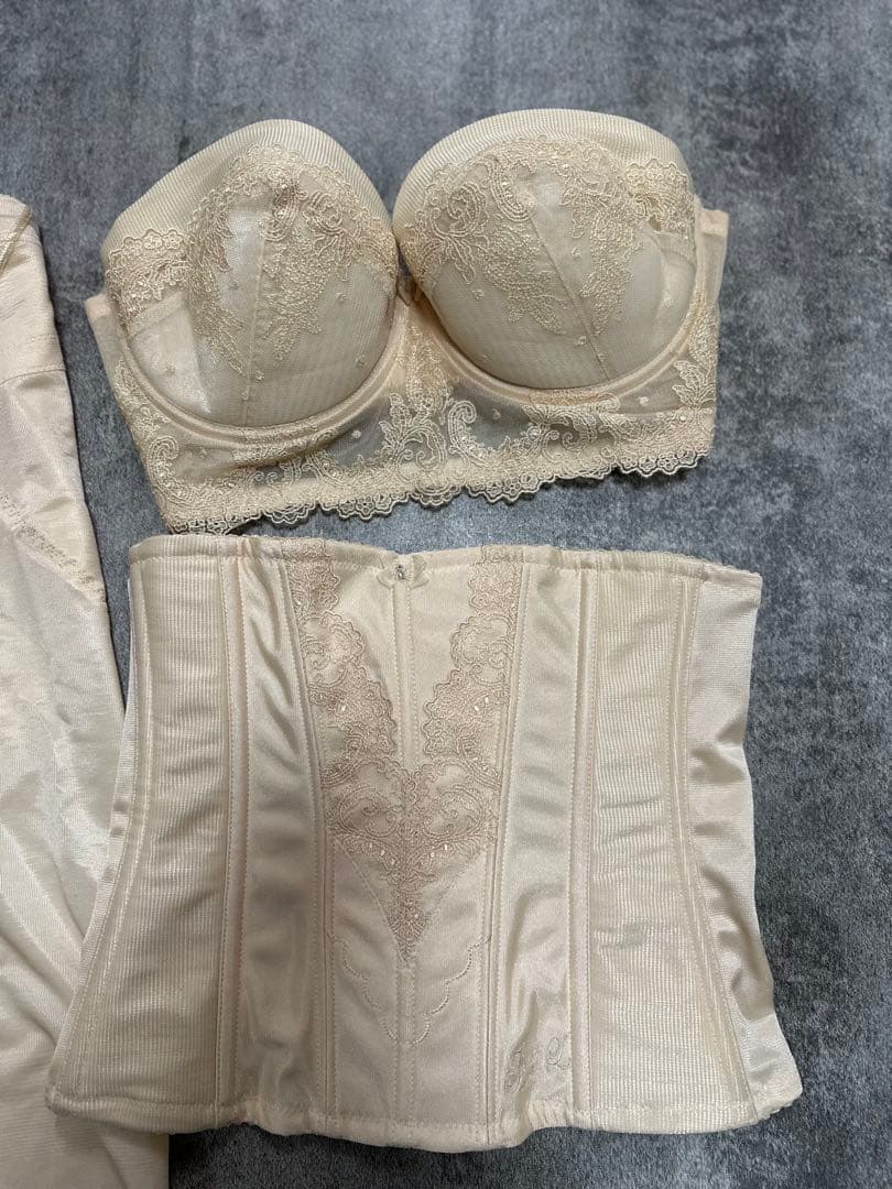 フォーシスアンドカンパニー ブライダルインナー セット