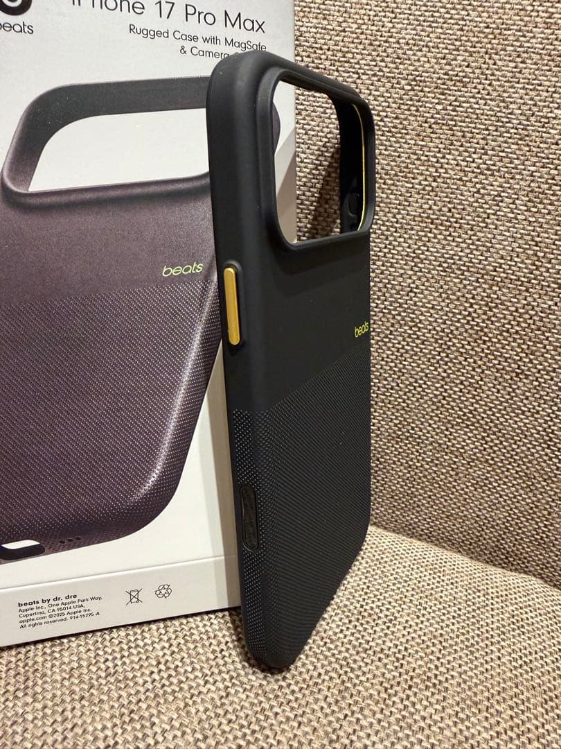 beats iPhone 17 Pro Max ケース