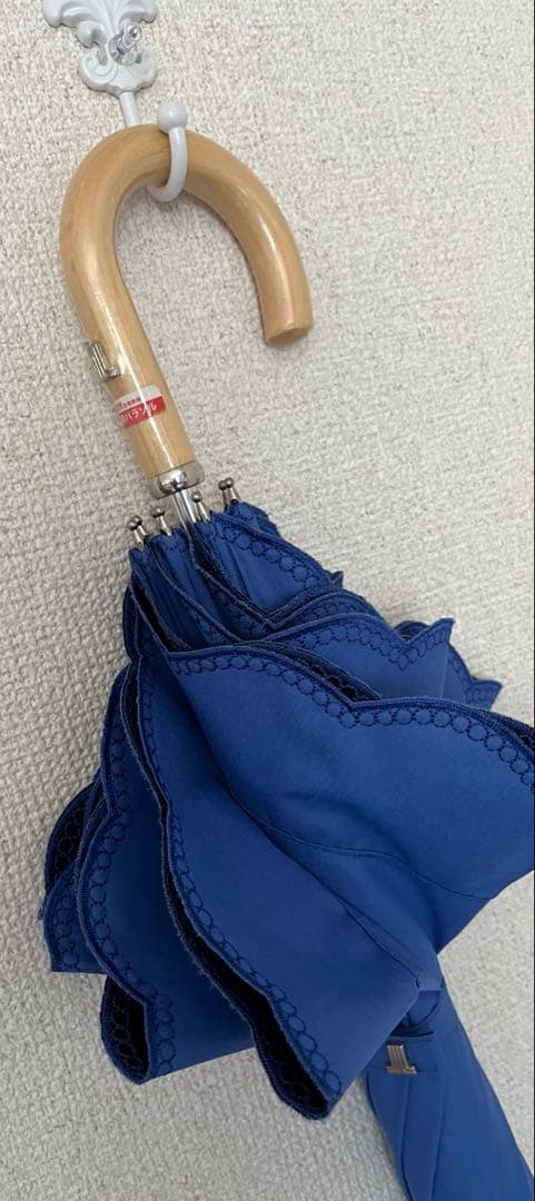 素敵に…LANVIN ロイヤルブルー⭐︎ フリル日傘⭐︎一級遮光