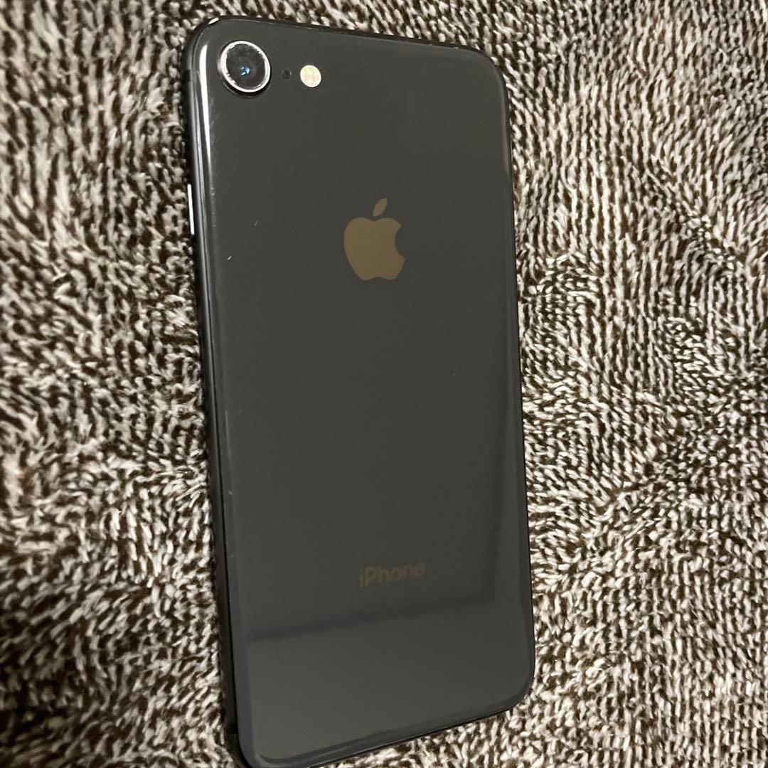 匿名配送　iPhone8 64GB 本体　SIMフリー　バッテリー86%