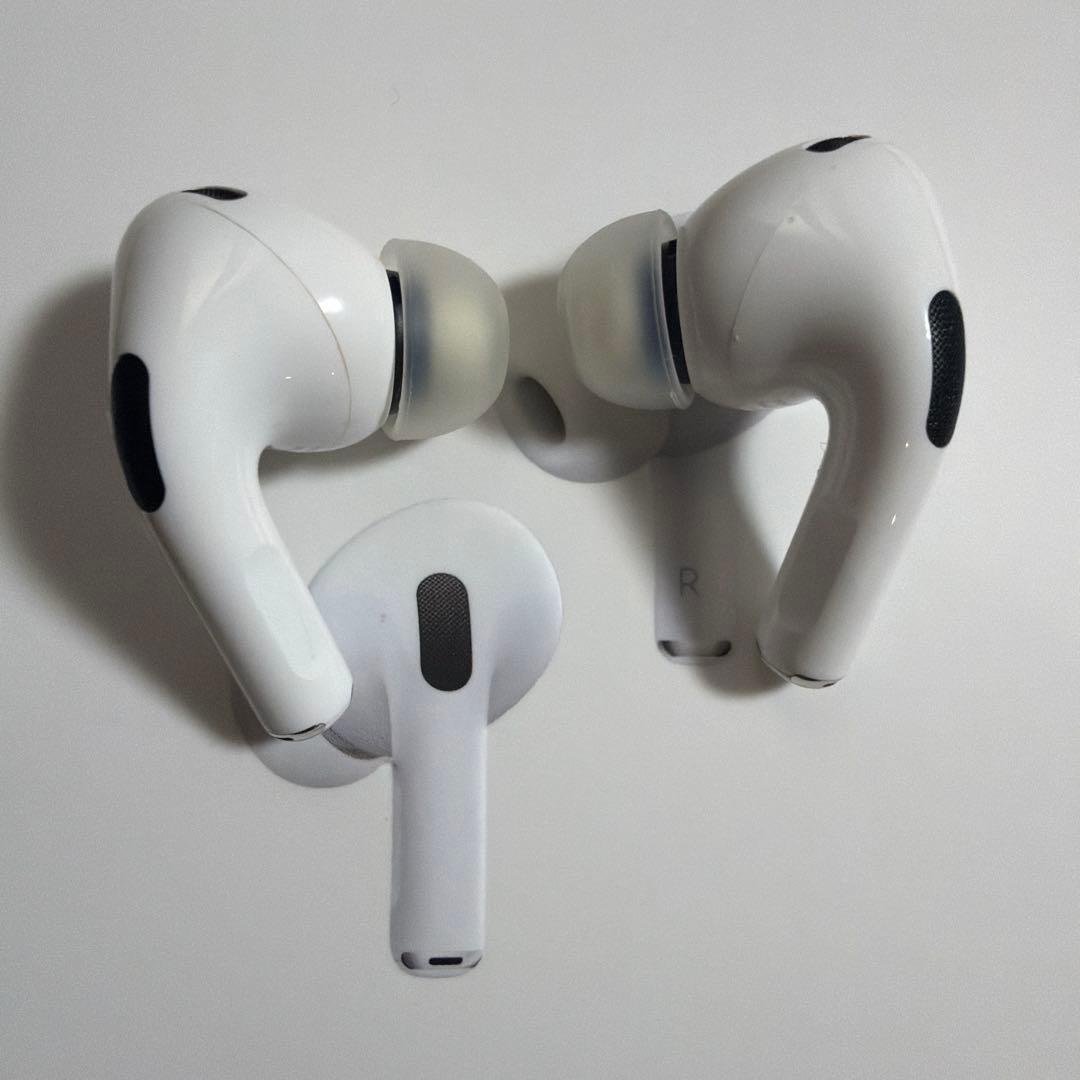 AirPodsPro (第2世代) 本体 Lightning充電型