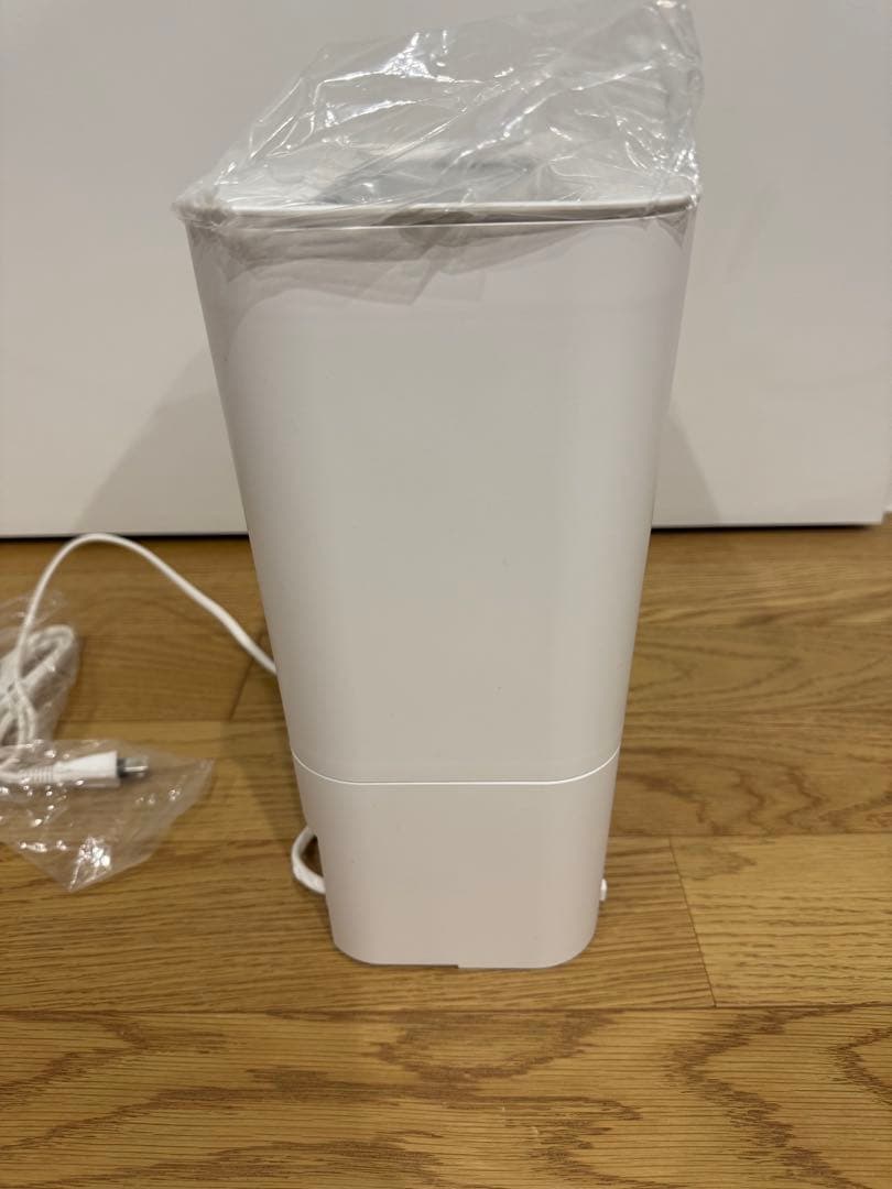 BRUNO フローリングクリーナー兼ゴミ箱　電動ちりとり　BOE093