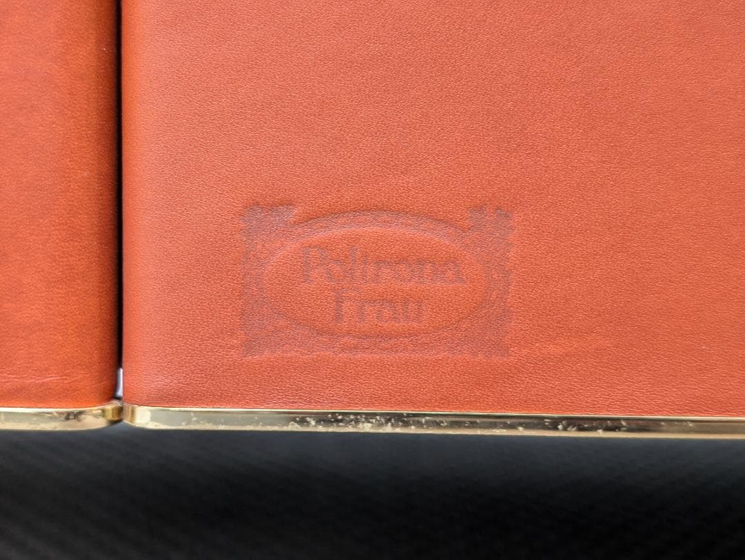 ポルトローナフラウ／イタリア／TWICE（トゥワイス）／2シーターソファ