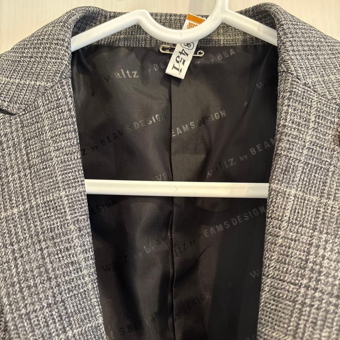 美品　BEAMS DESIGN　フォーマルスーツ　男の子　4点セット　130cm