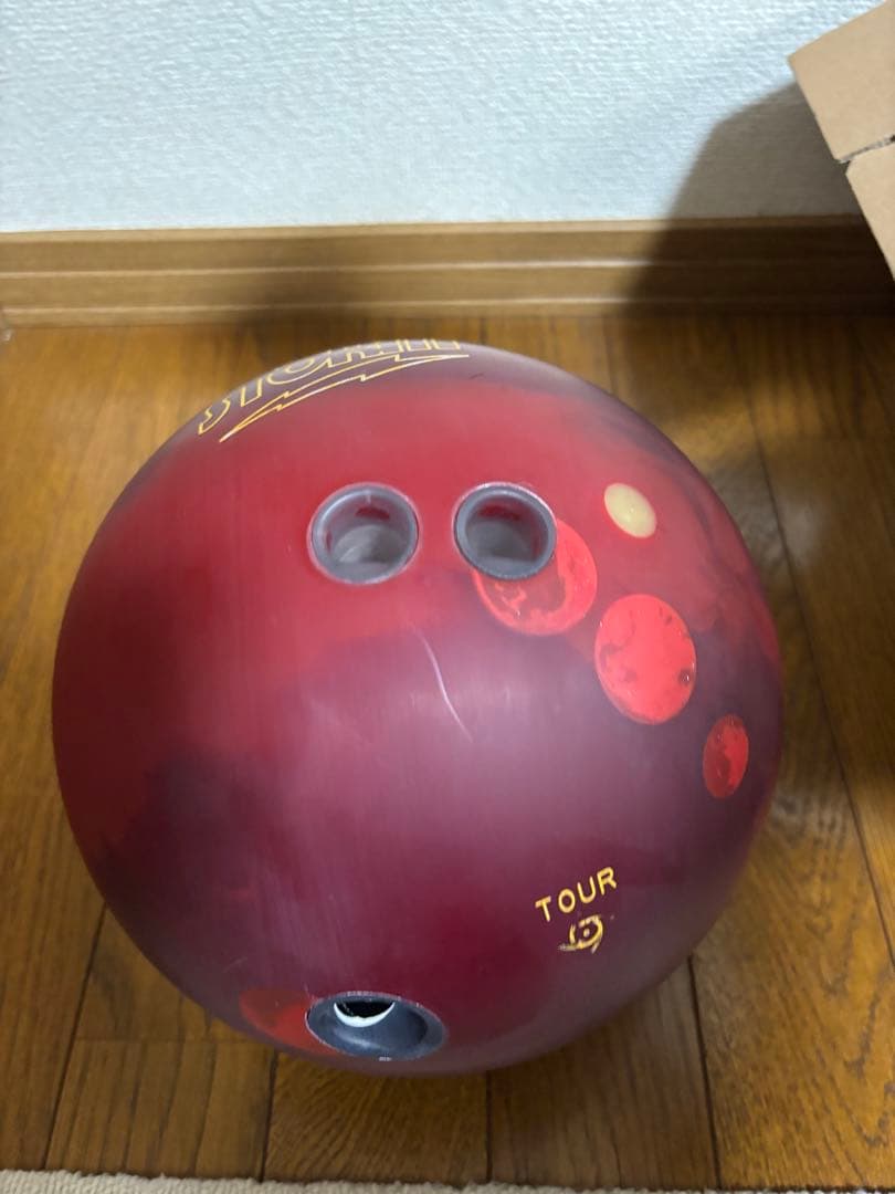 【ボウリングボール】 STORM IQ/U 15ポンド