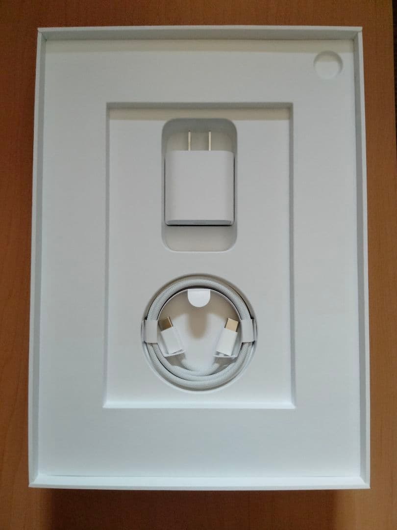 Apple アップル iPad（A16）Wi-Fiモデル 128GB ブルー