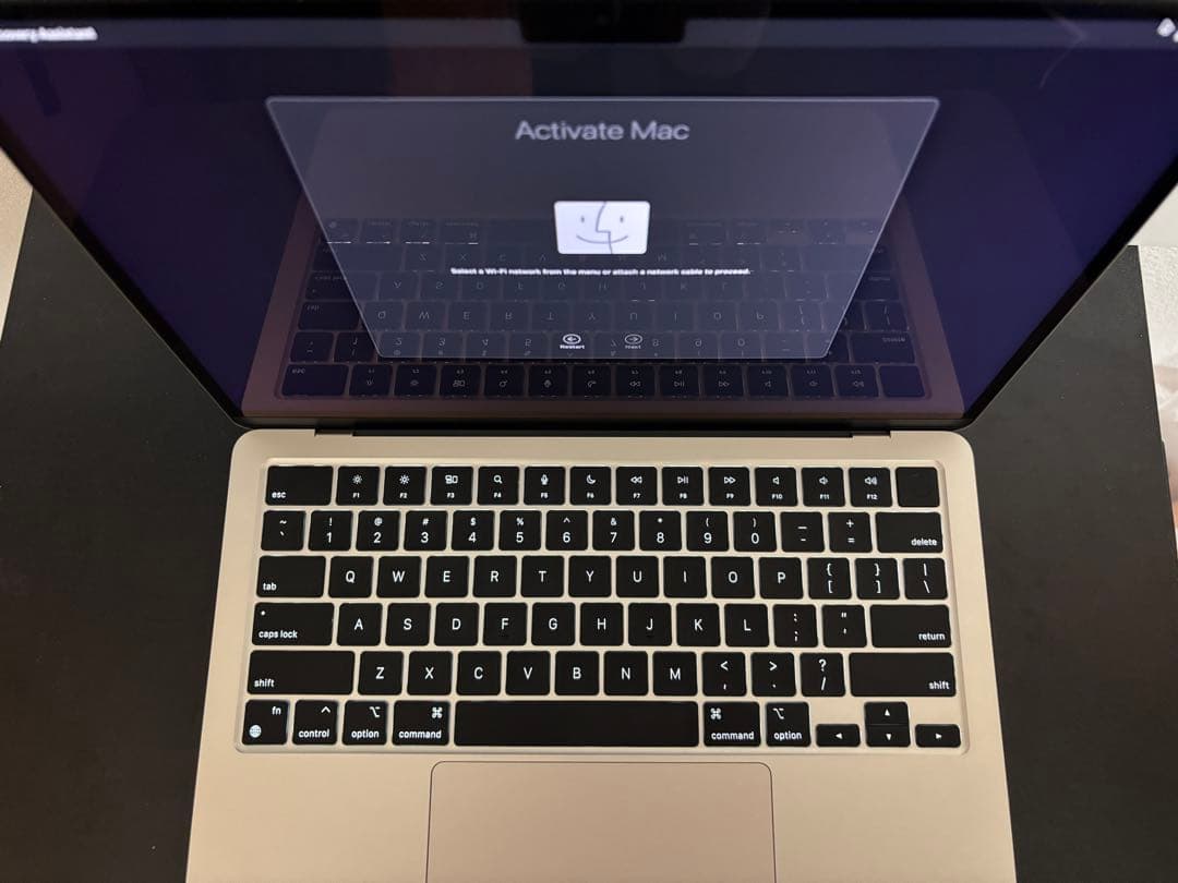A*7様 MacBookAir M2 8GB 256GB スターライト13インチ