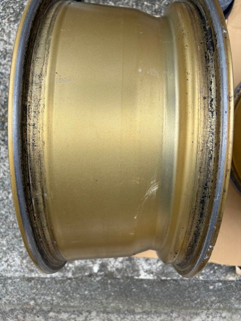 gram LIGHTS 17インチ ゴールドホイール 57C 2本セット