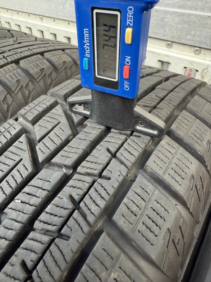 ヒロヨコハマスタッドレス155／65R13 73Qスチールホイール付き深溝