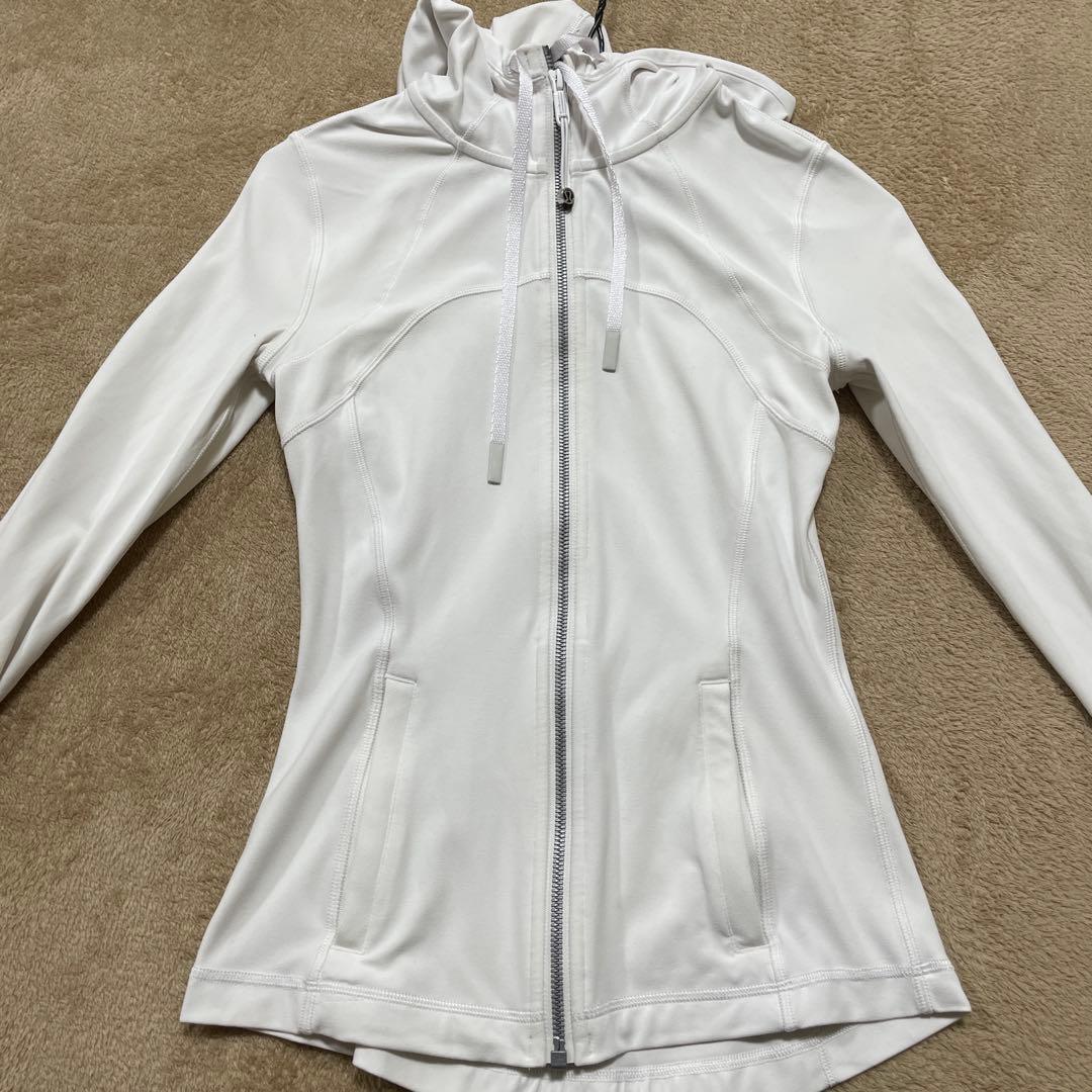 N*X様 フード付き Define ジャケットNulu 白