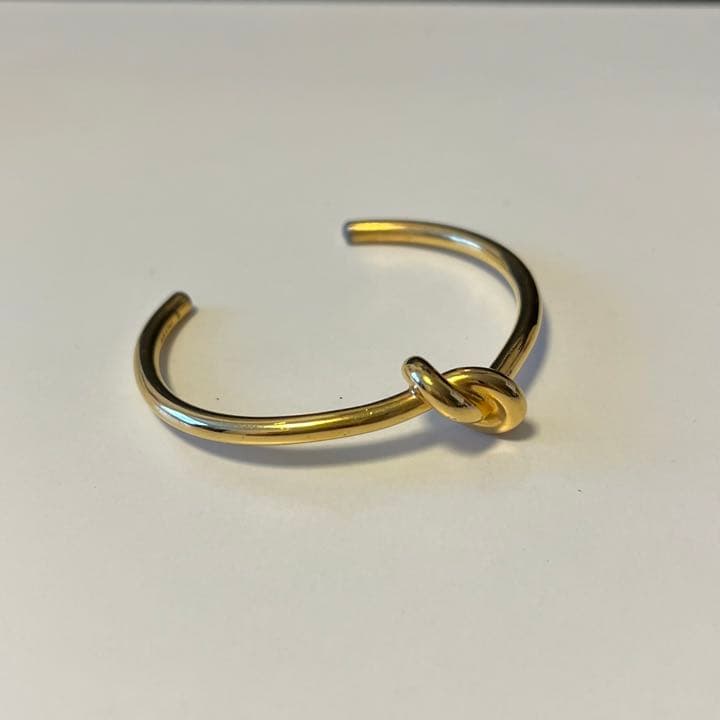 CELINE ノット　エクストラシンブレスレット　ゴールド