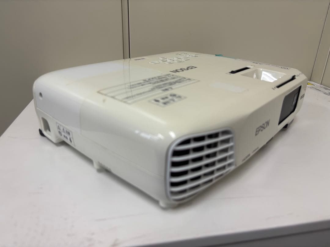EPSON プロジェクター　EB-W28