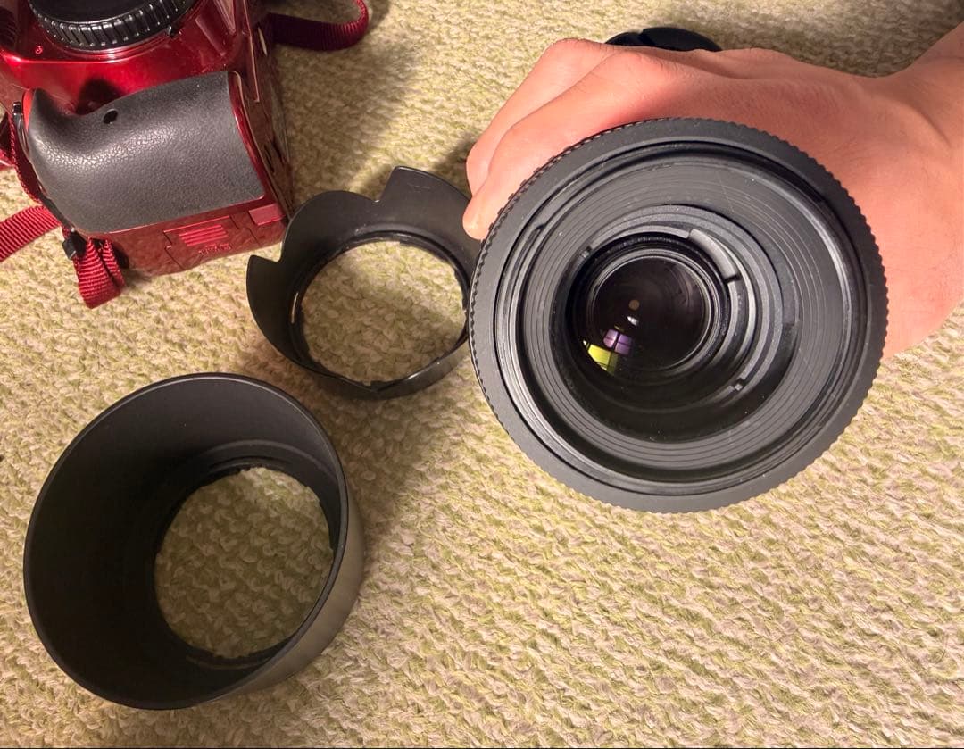 Nikon D3300 デジタル一眼レフセット　単焦点レンズ　ストロボ付き