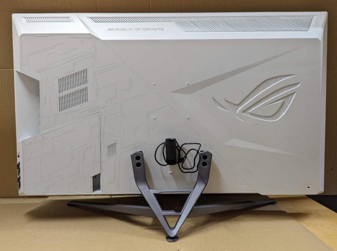 ディスプレイ・モニター本体 ASUS XG43UQ