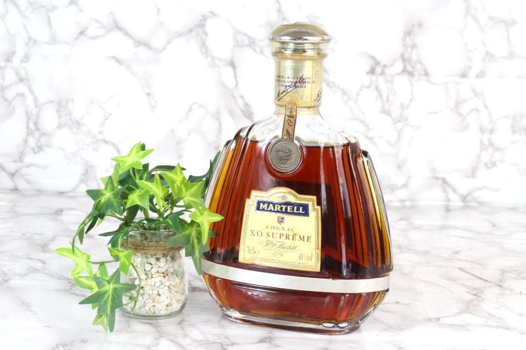 ♡ MARTELL マーテル XO SUPREME 700ml ブランデー