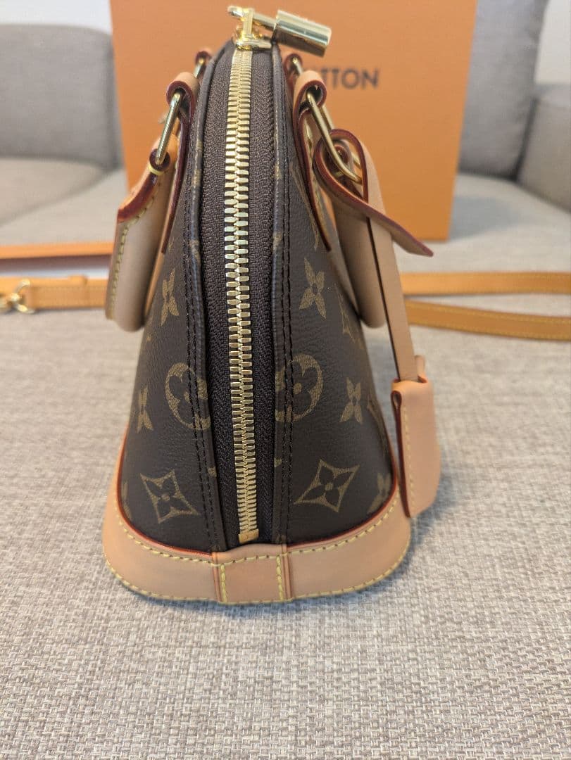 aiちゃん ほぼ新品 Louis Vuitton アルマBB M47201