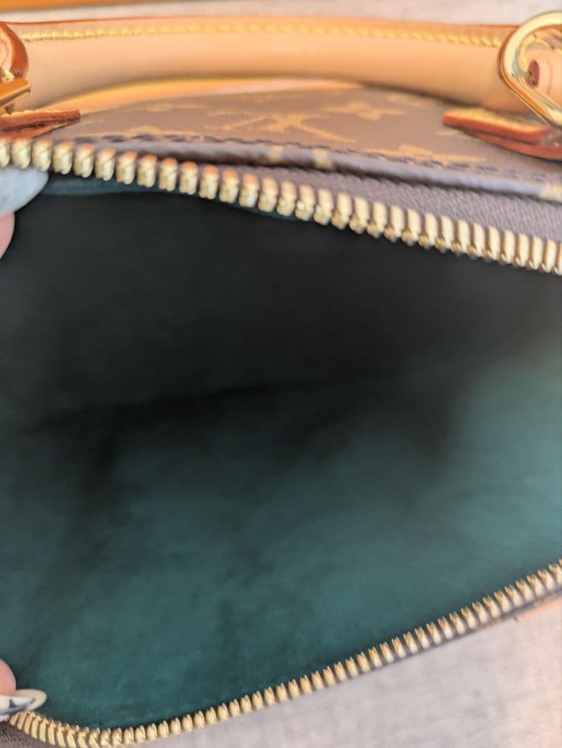 aiちゃん ほぼ新品 Louis Vuitton アルマBB M47201