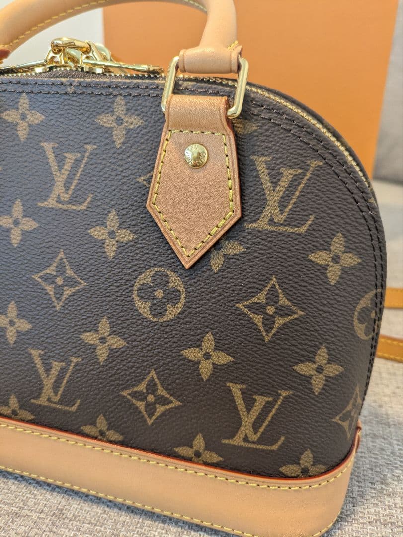 aiちゃん ほぼ新品 Louis Vuitton アルマBB M47201