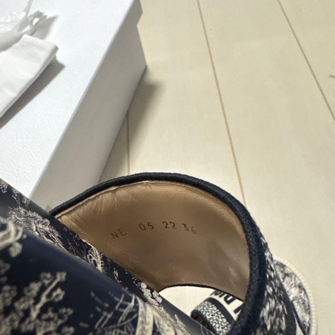 新品未使用　CHRISTIAN DIOR スライドサンダル ネイビー　サイズ36