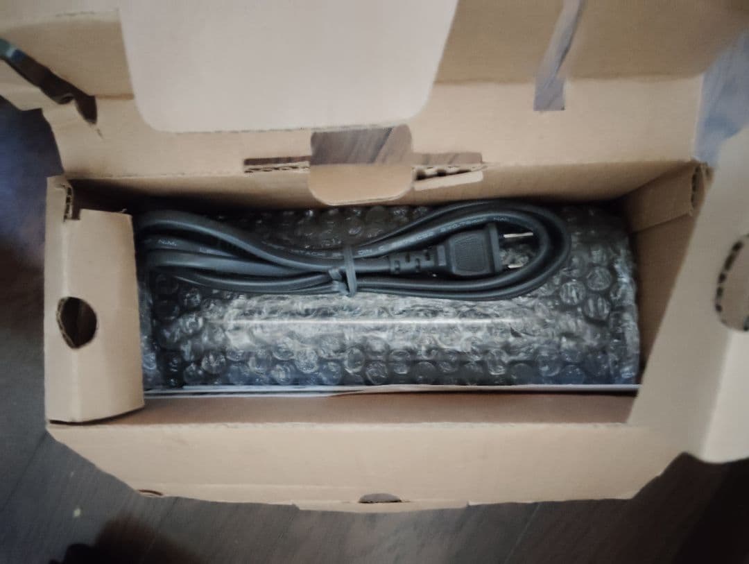 新品未使用未出し品 SONY ICF28 TV(1〜3ch) FM/AMラジオ