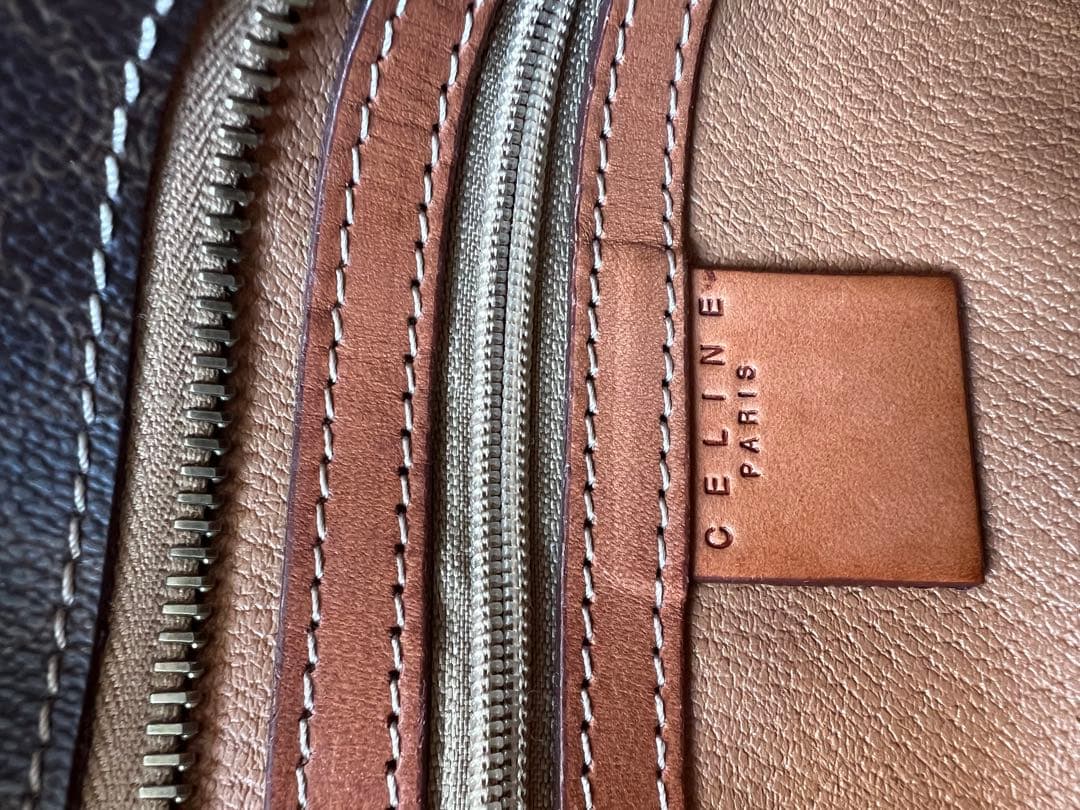 Cute　CELINE ブラウンレザーショルダーバッグ