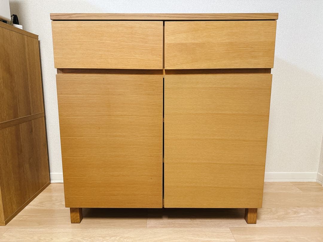【送料込3/13まで】無印オーク材脚付きキャビネット