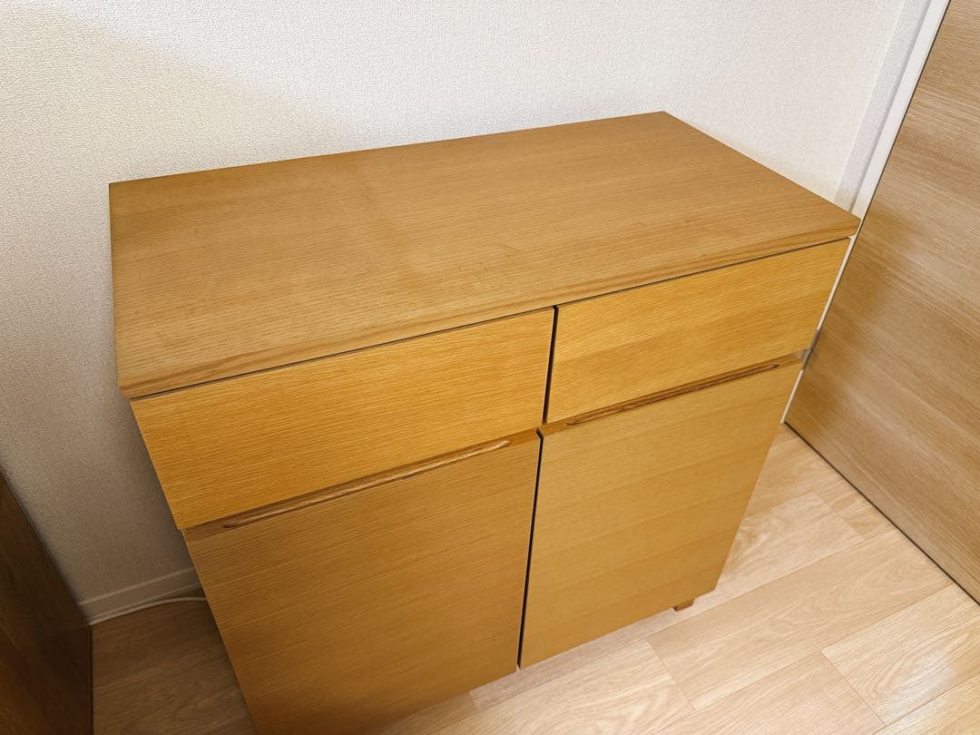 【送料込3/13まで】無印オーク材脚付きキャビネット