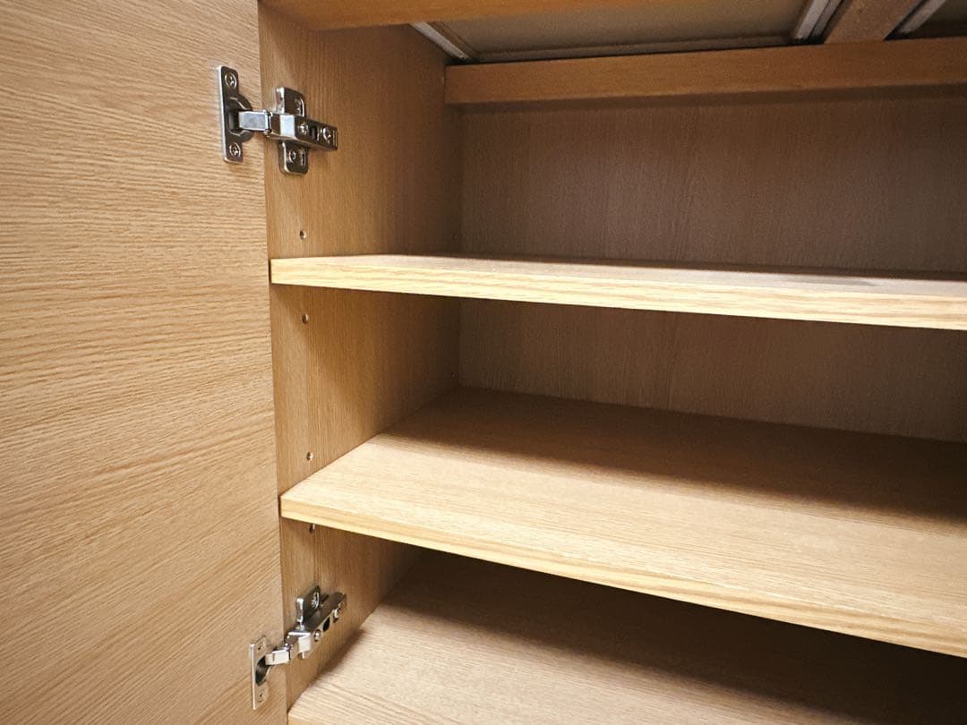 【送料込3/13まで】無印オーク材脚付きキャビネット