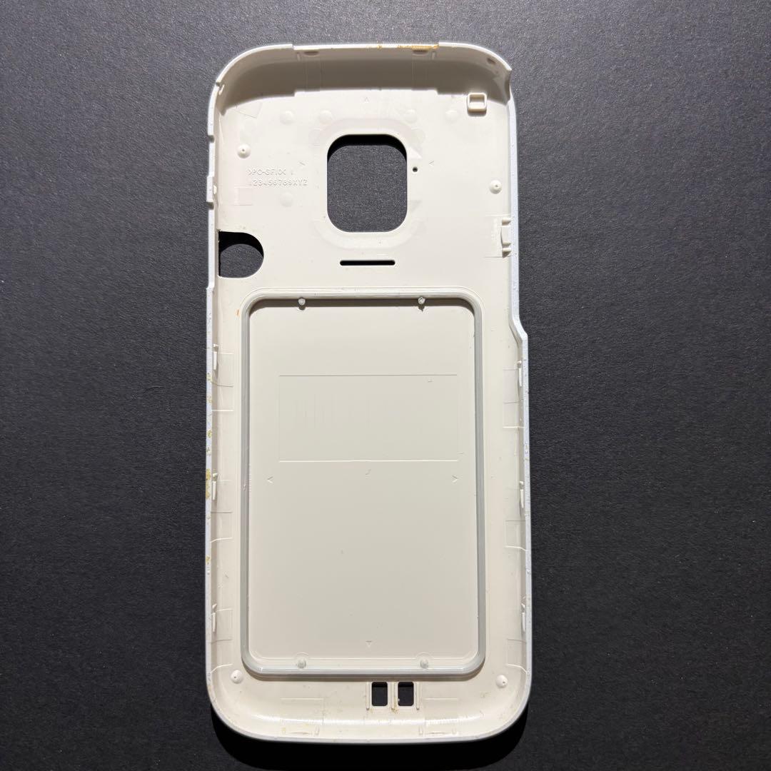 docomo らくらくホン F-01M ホワイト SIMロック解除済み