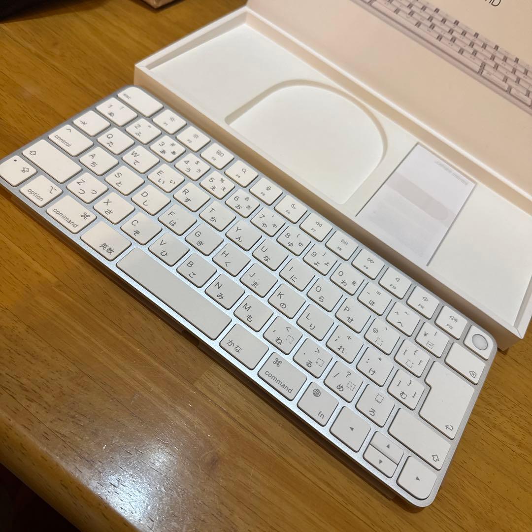 Magic Keyboard with Touch ID日本語配列キーボード