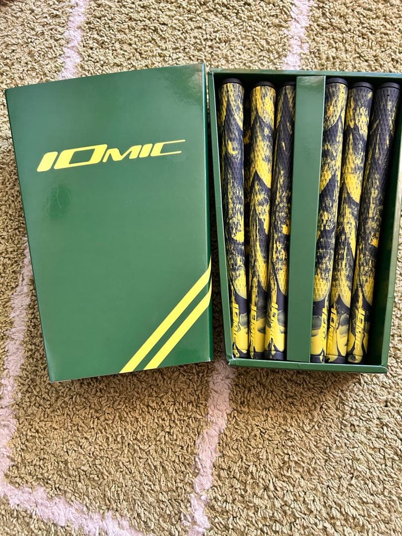 IOMIC ゴルフグリップ 13本sticky blak army1.8