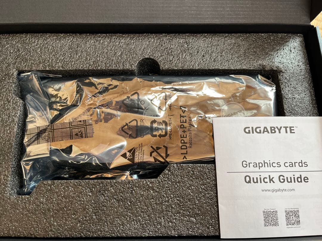 グラフィックボード・グラボ・ビデオカード GIGABYTE Radeon RX7600 8G