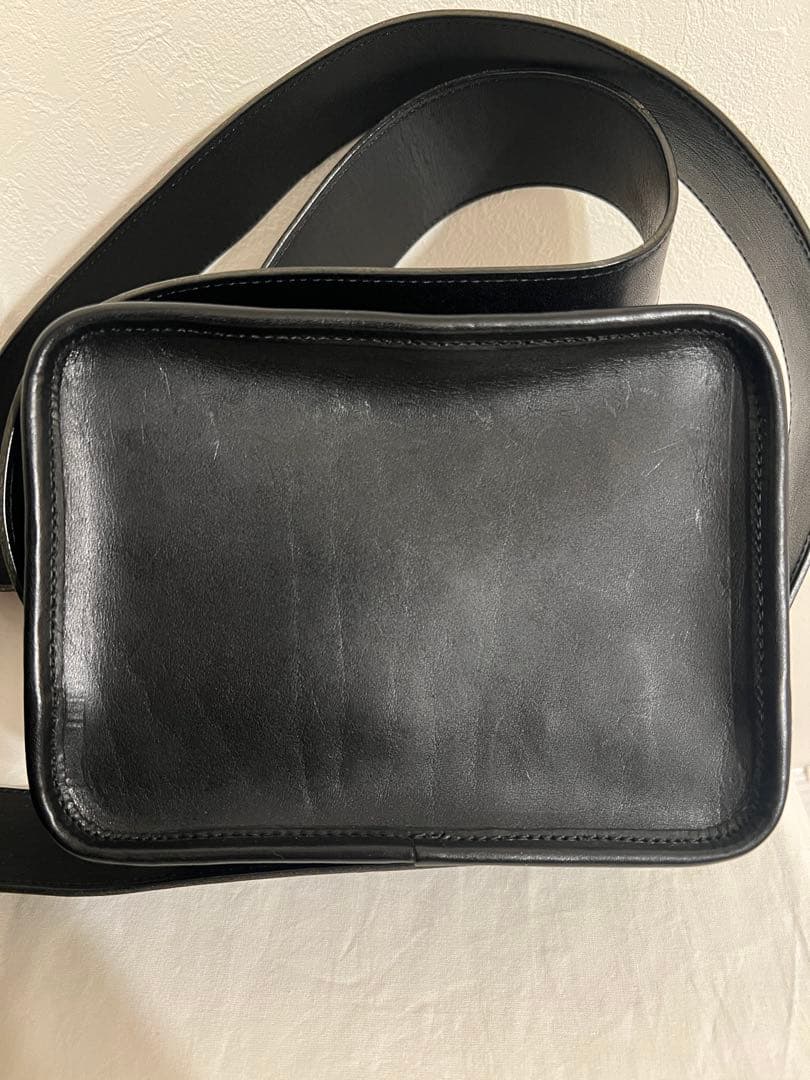 lifestylist ブラック ショルダーバッグ レザー