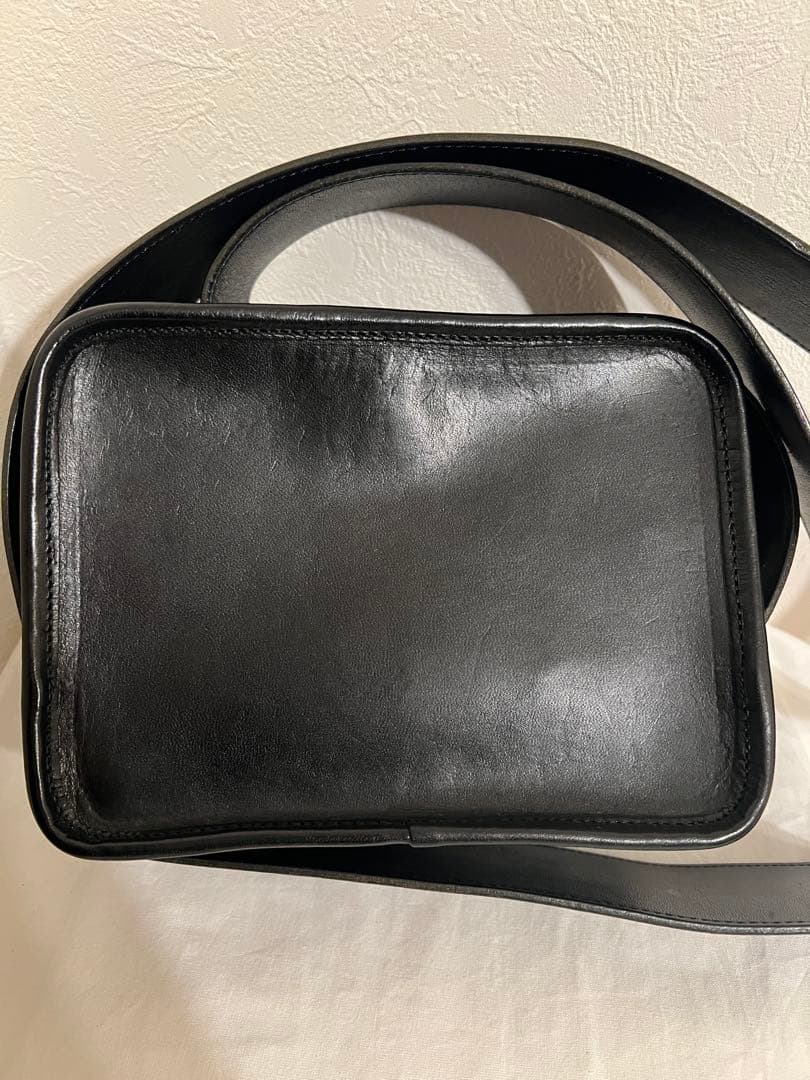 lifestylist ブラック ショルダーバッグ レザー