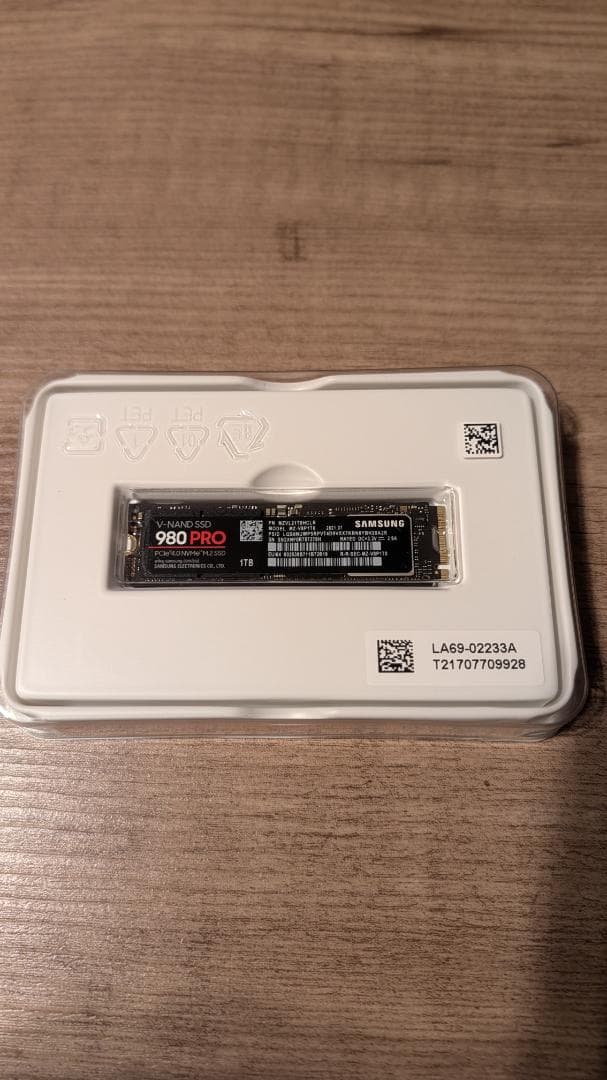 内蔵型SSD Samsung 980 PRO PCIe 4.0 NVMe SSD 1TB
