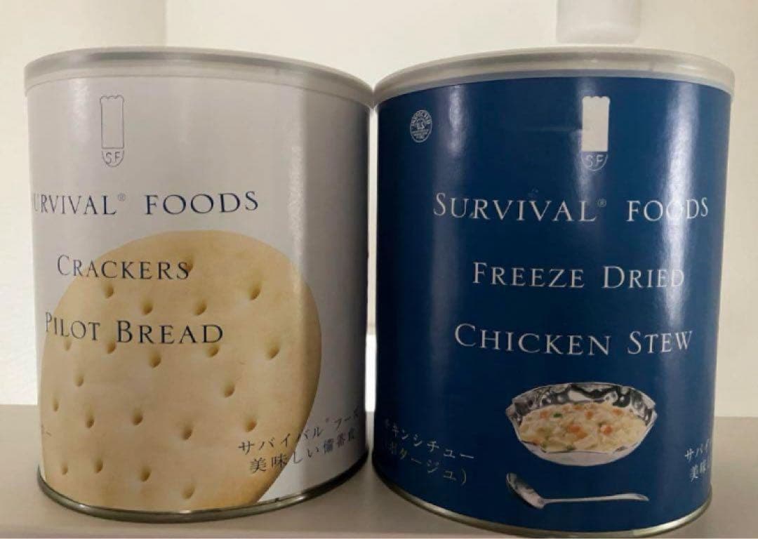 サバイバルフーズ大缶　チキンシチュー、クラッカー