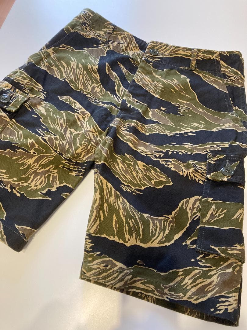 美品｜リアルマッコイズ タイガーカモ カーゴ S ショートパンツ ハーフパンツ